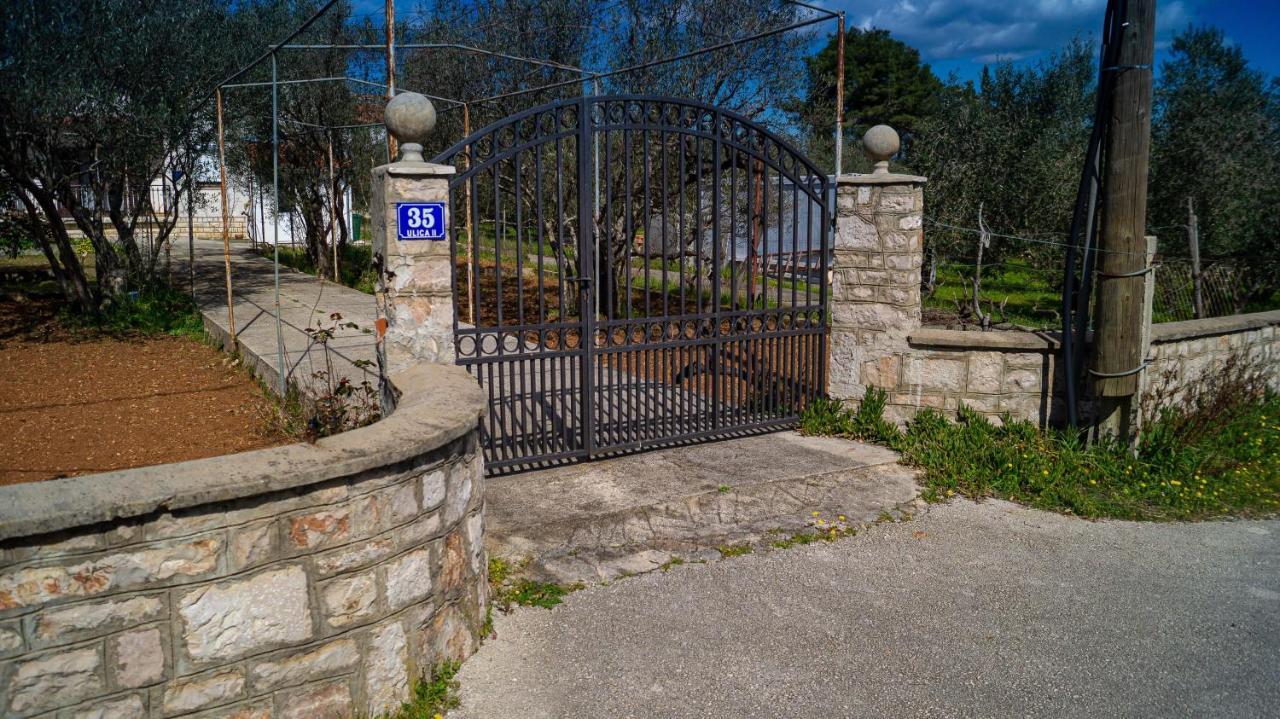 Vecchia Oliva,Kuljica Villa Kukljica Exterior foto